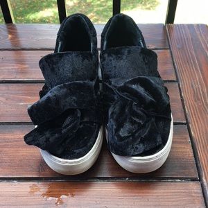 JSlides Platform Sneakers